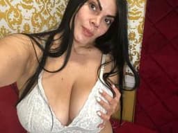 Extrabigboobscristal